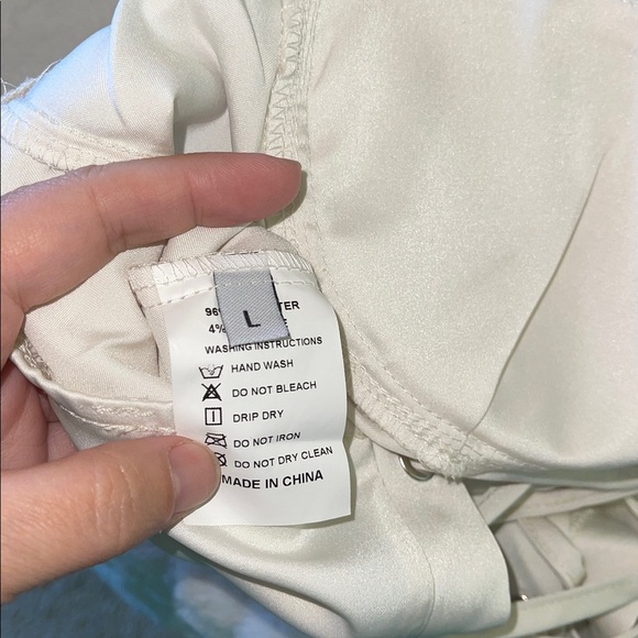 White Strapless Corset Top this is NWOT more top than corset - Picture 7 of 8